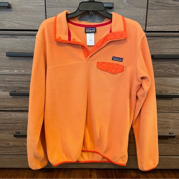 Women’s Patagonia Jacket - Picture 2 of 5